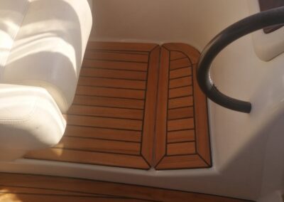 Αλλαγή teak στο MOHITO