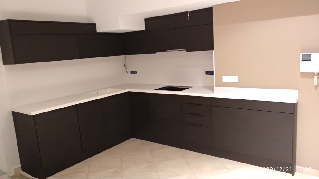 Kitchen and bathroom countertops with corian