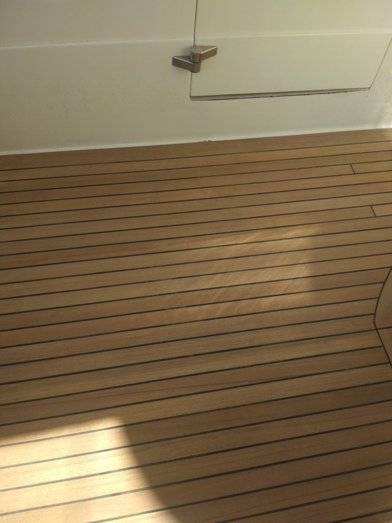 Replacing tires on the Elisia Boat