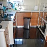Installing natural granite on the kitchen floor